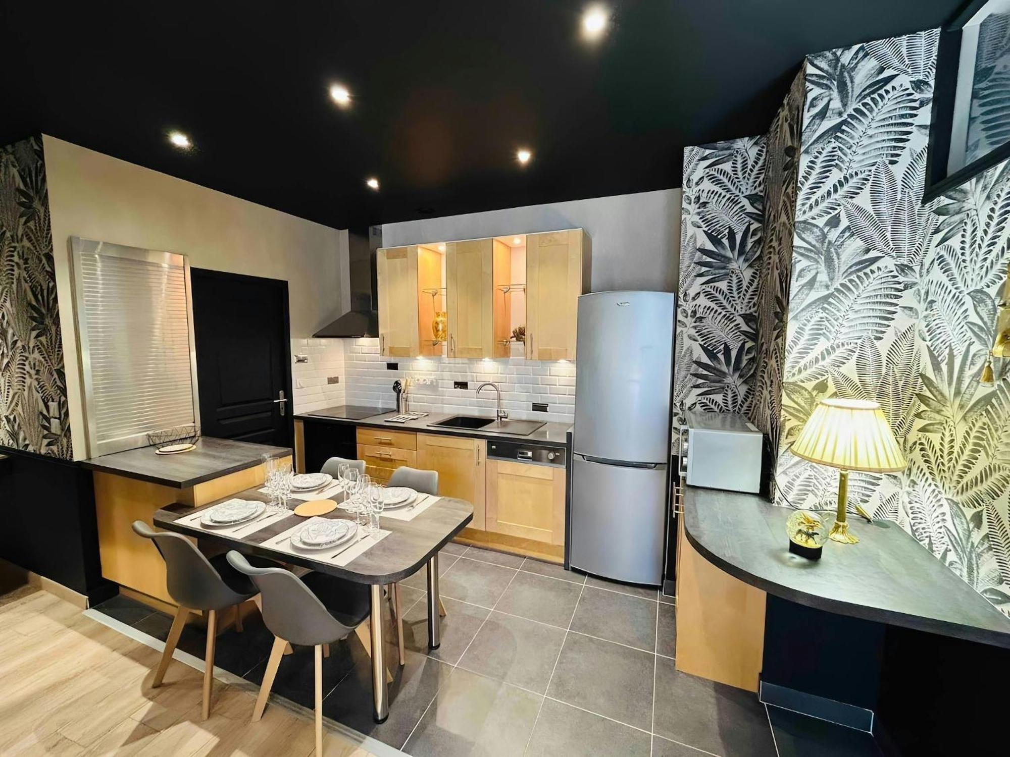 Апартаменты Letape Prestige Hyper-Centre Calme Реймс Экстерьер фото